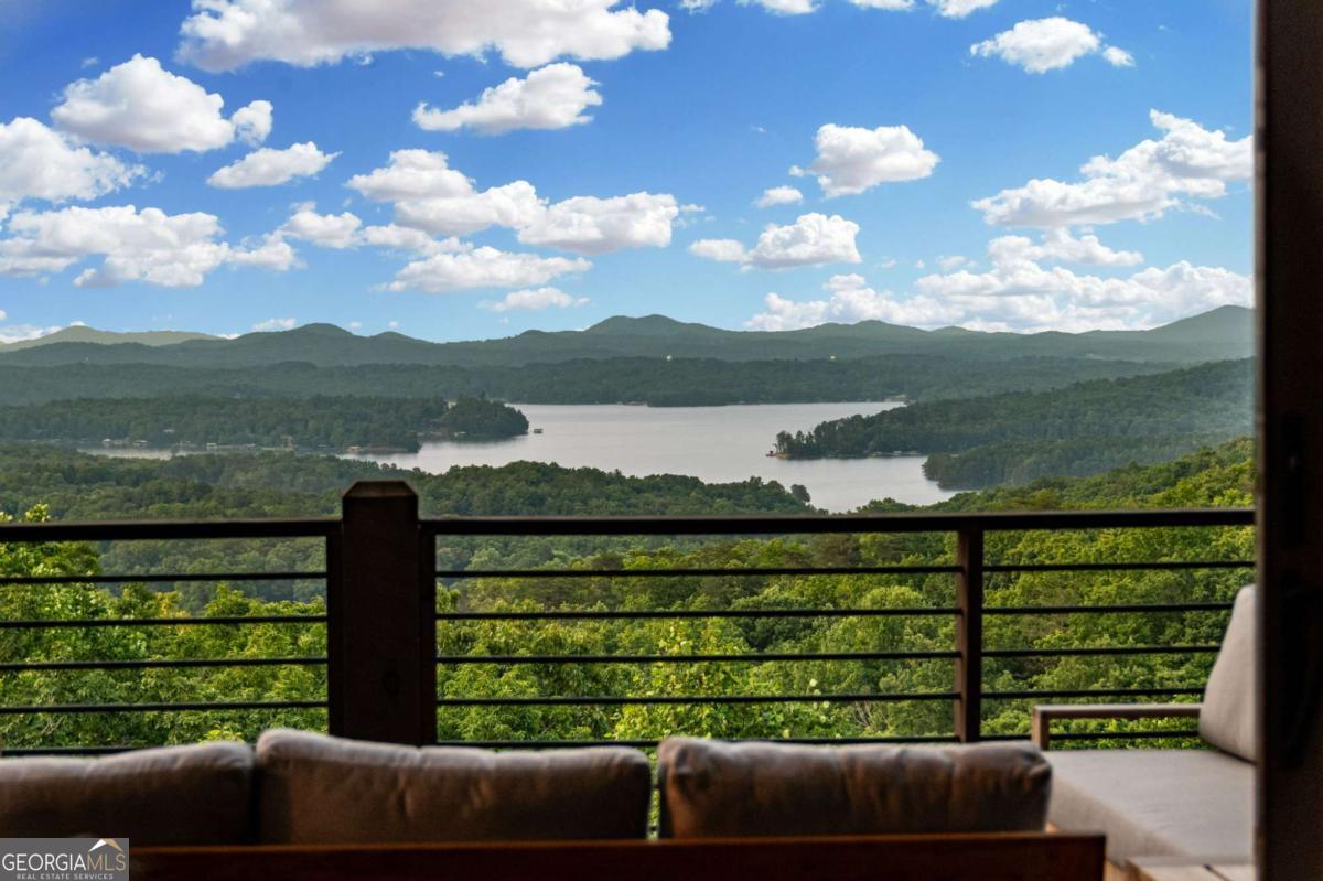 61 Ripshin Heights Blue Ridge GA 30513