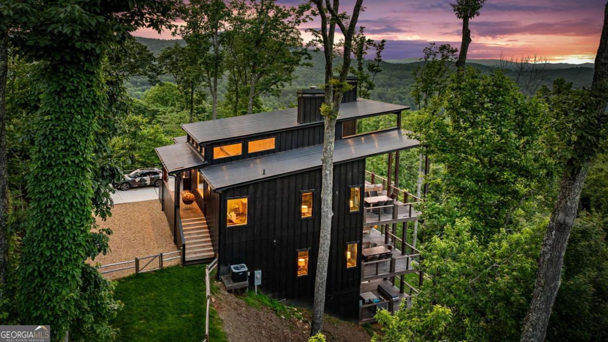 61 Ripshin Heights Blue Ridge GA 30513