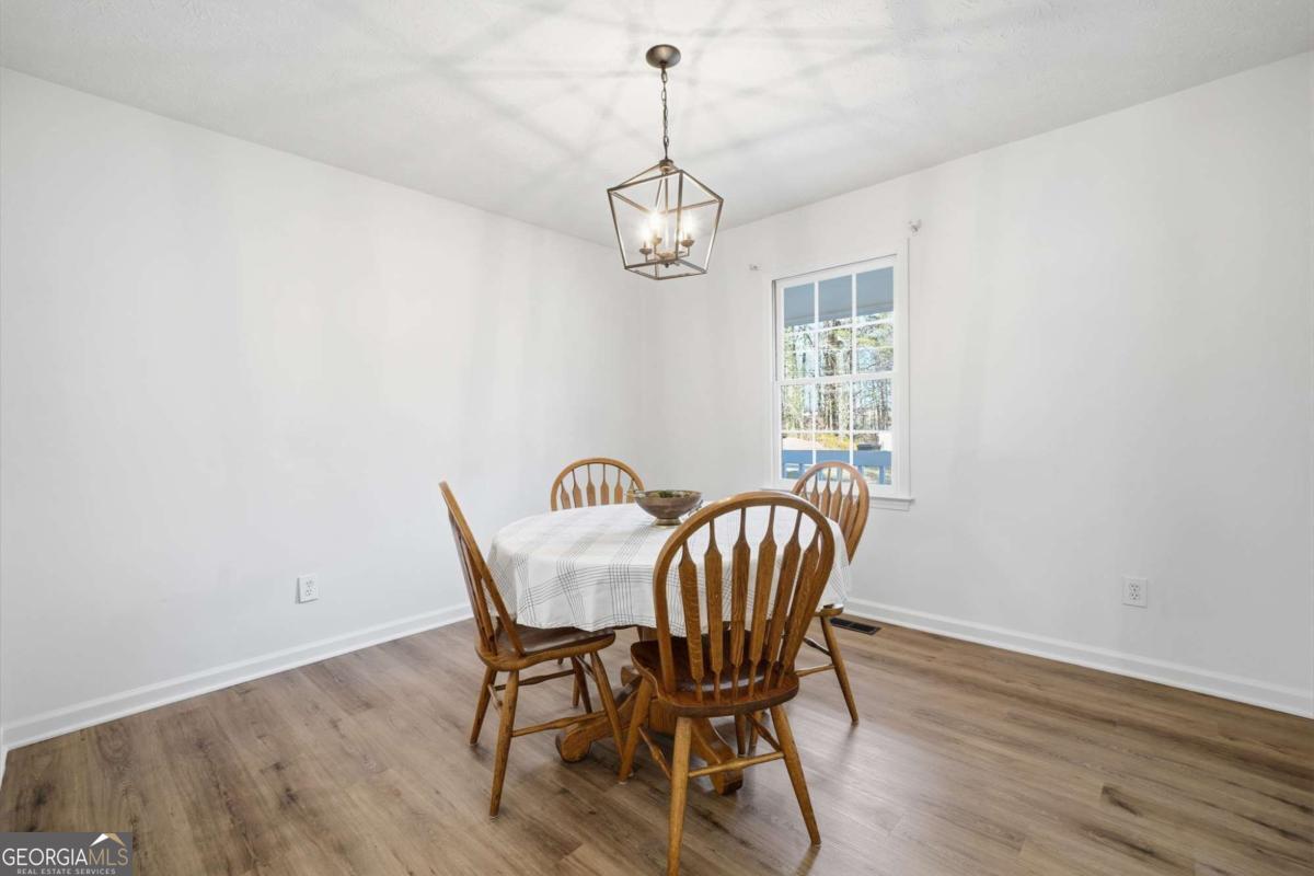 5641 Riding Woods Drive SW Powder Springs GA 30127