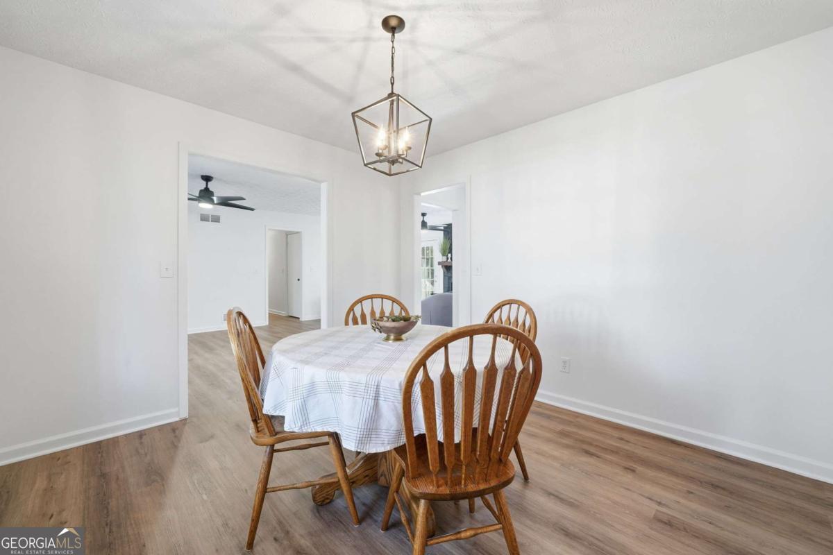 5641 Riding Woods Drive SW Powder Springs GA 30127