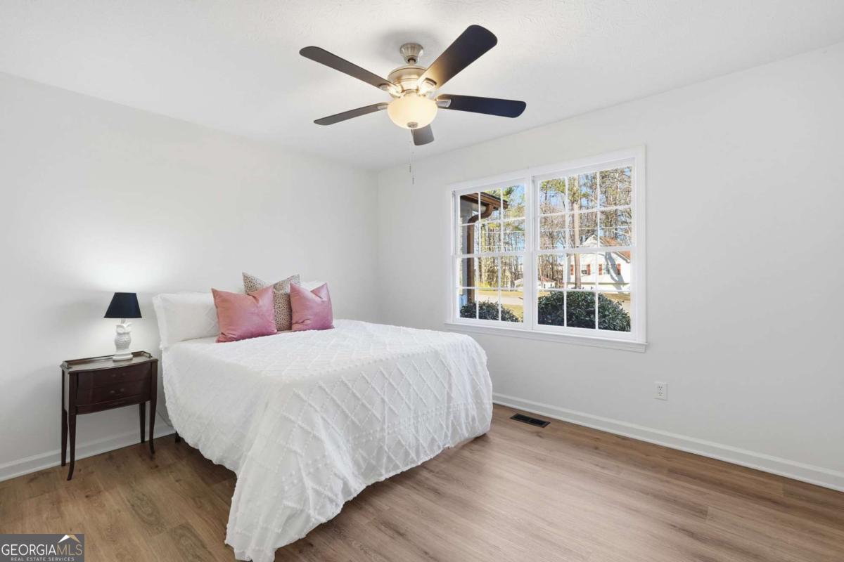 5641 Riding Woods Drive SW Powder Springs GA 30127