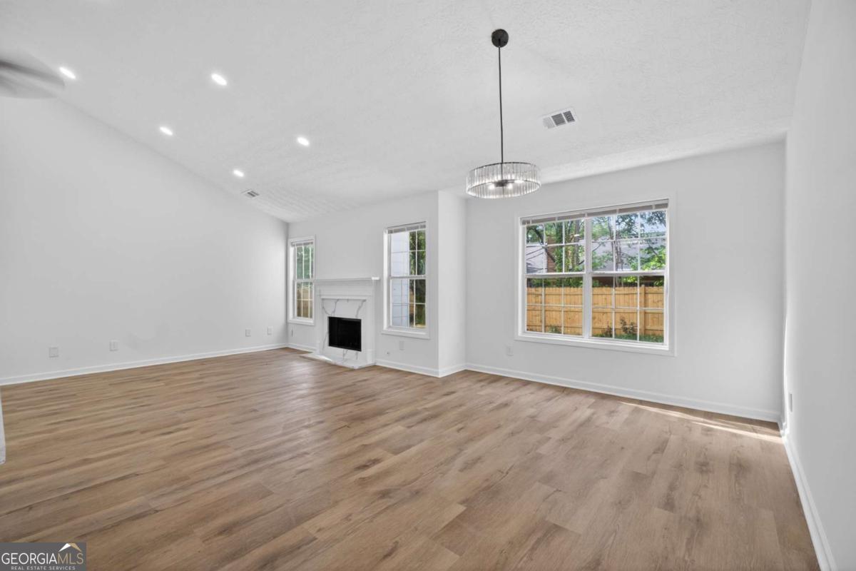 695 Chatham Park Drive Lawrenceville GA 30046