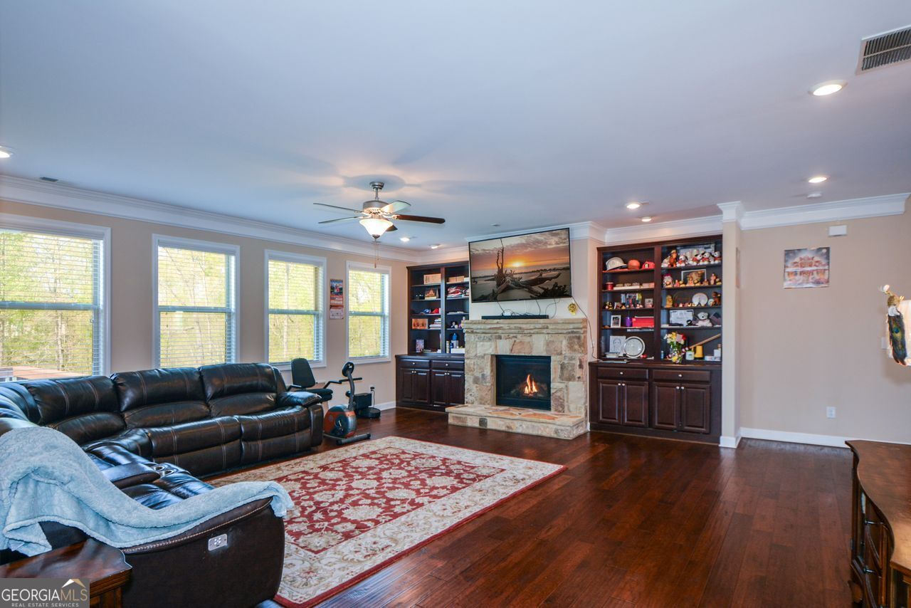 905 Stonekirk Court Alpharetta GA 30004