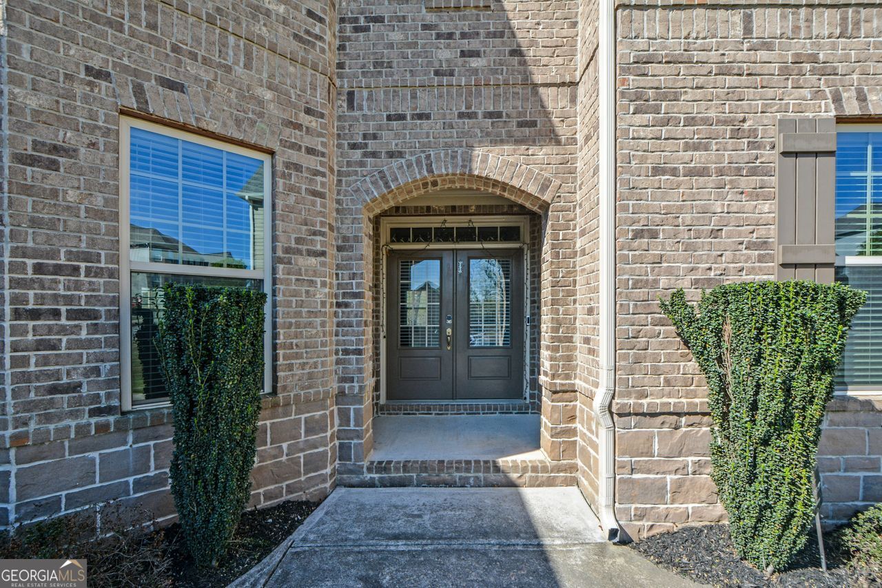 905 Stonekirk Court Alpharetta GA 30004