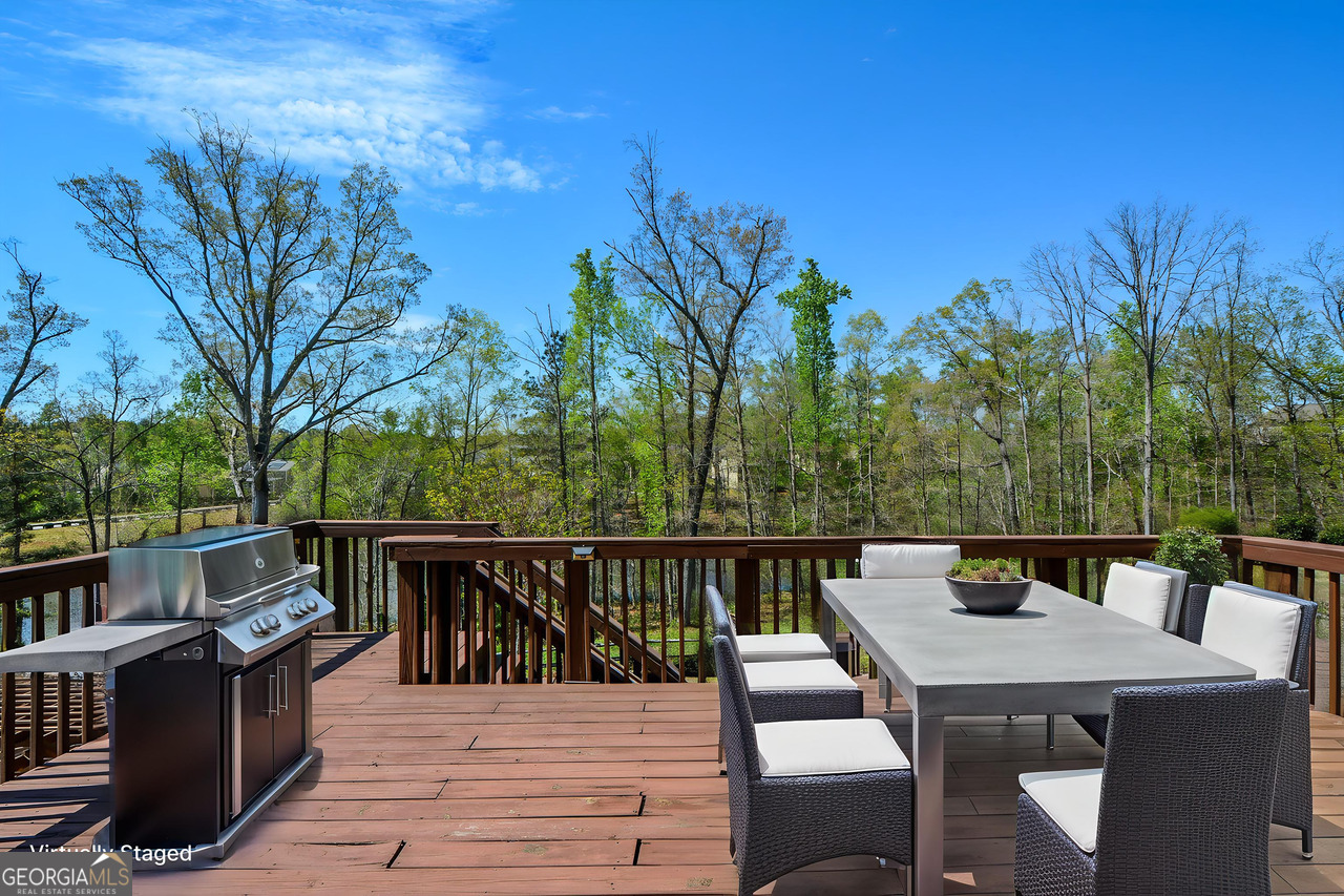 905 Stonekirk Court Alpharetta GA 30004