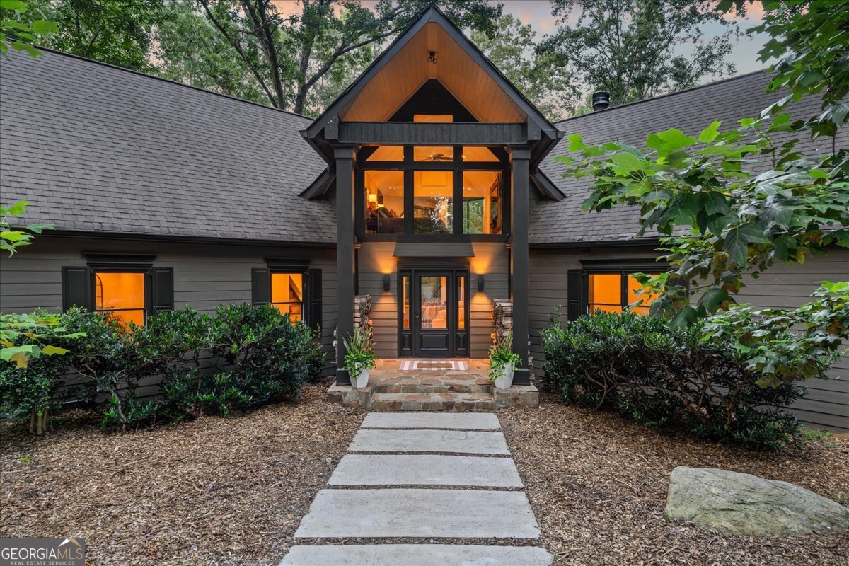 6680 Woodlake Drive Flowery Branch GA 30542