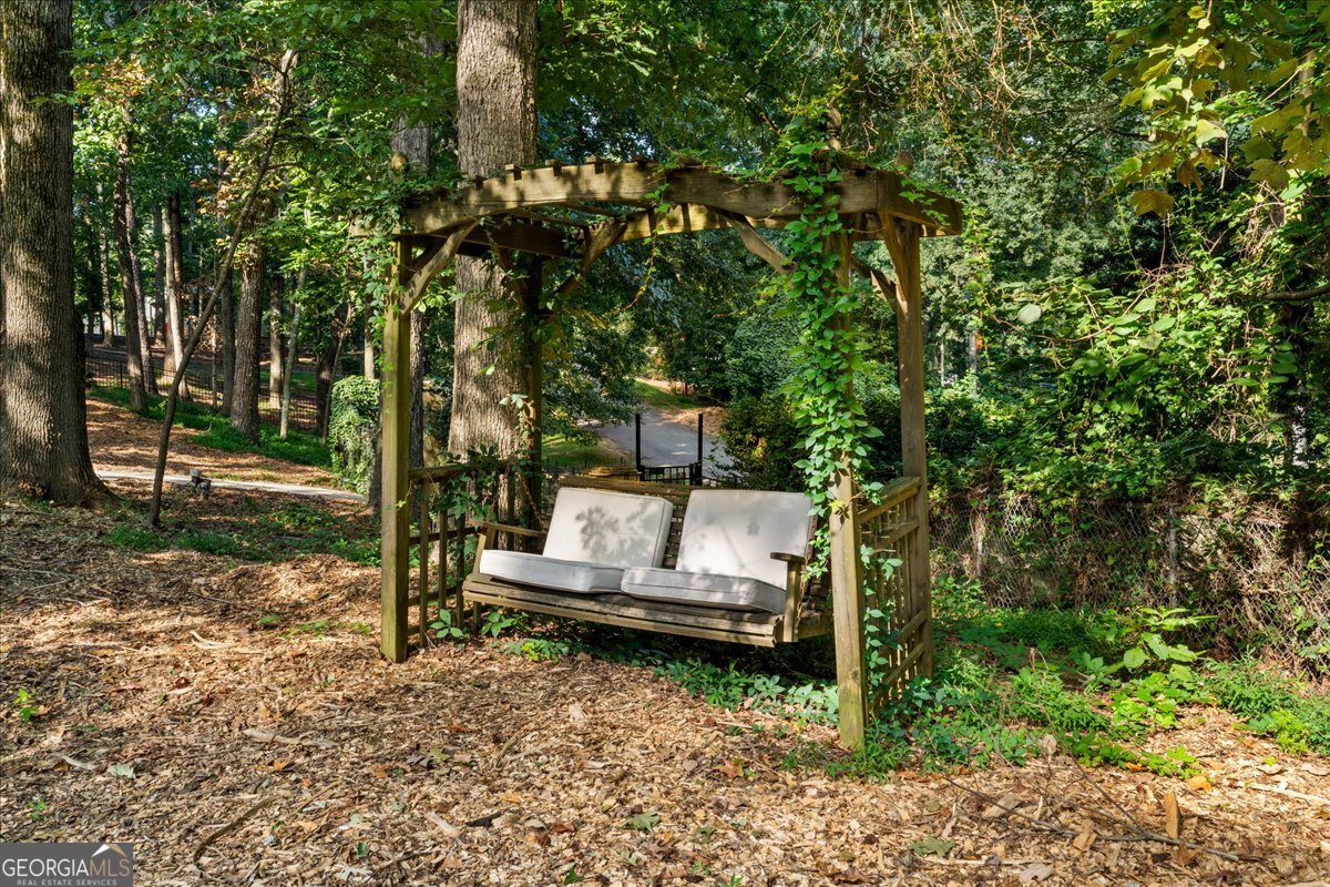 6680 Woodlake Drive Flowery Branch GA 30542