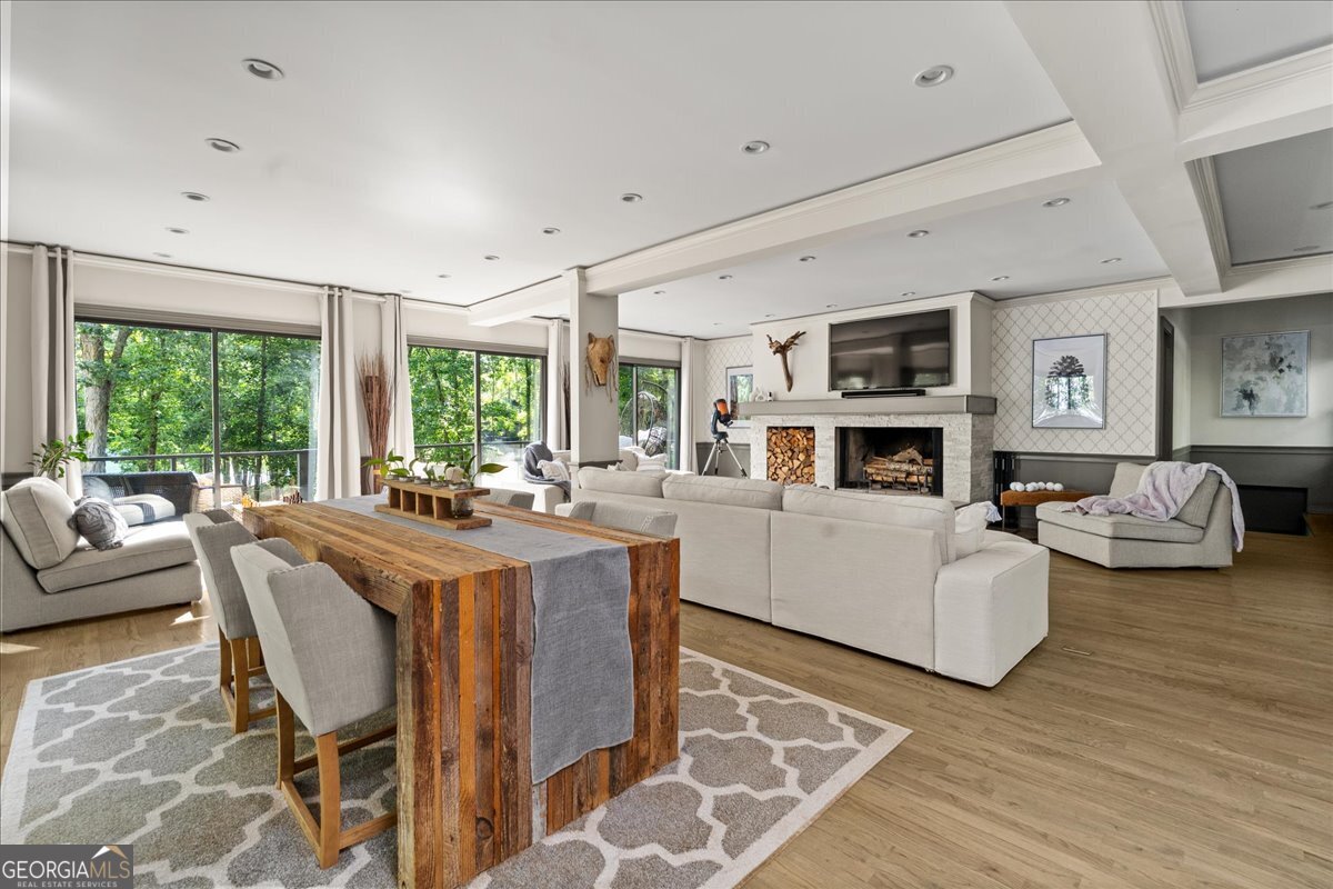 6680 Woodlake Drive Flowery Branch GA 30542