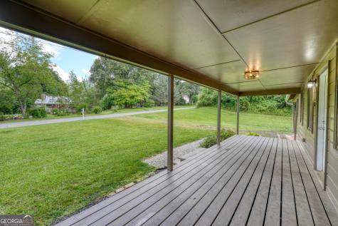 723 Bugscuffle Road Hiawassee GA 30546