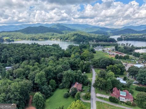 723 Bugscuffle Road Hiawassee GA 30546