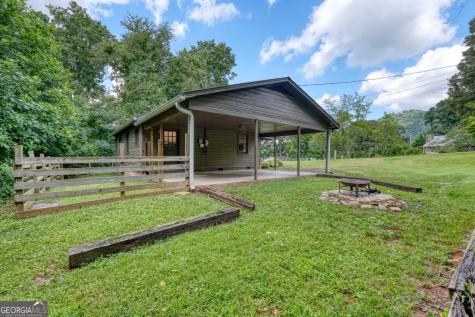723 Bugscuffle Road Hiawassee GA 30546