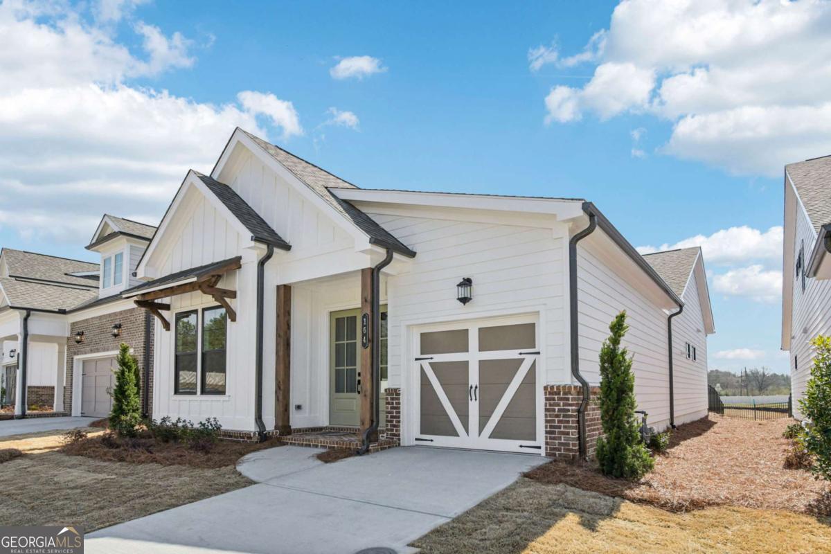 164 Herring Drive Hoschton GA 30548