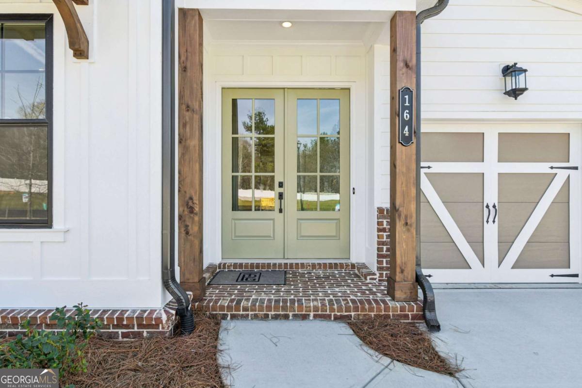 164 Herring Drive Hoschton GA 30548