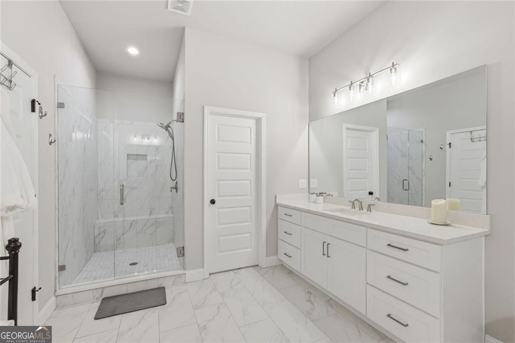 5420 Fishermans Cove Gainesville GA 30506