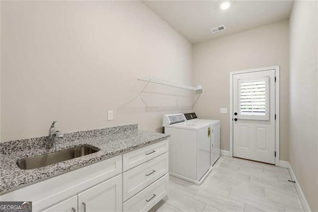 5420 Fishermans Cove Gainesville GA 30506