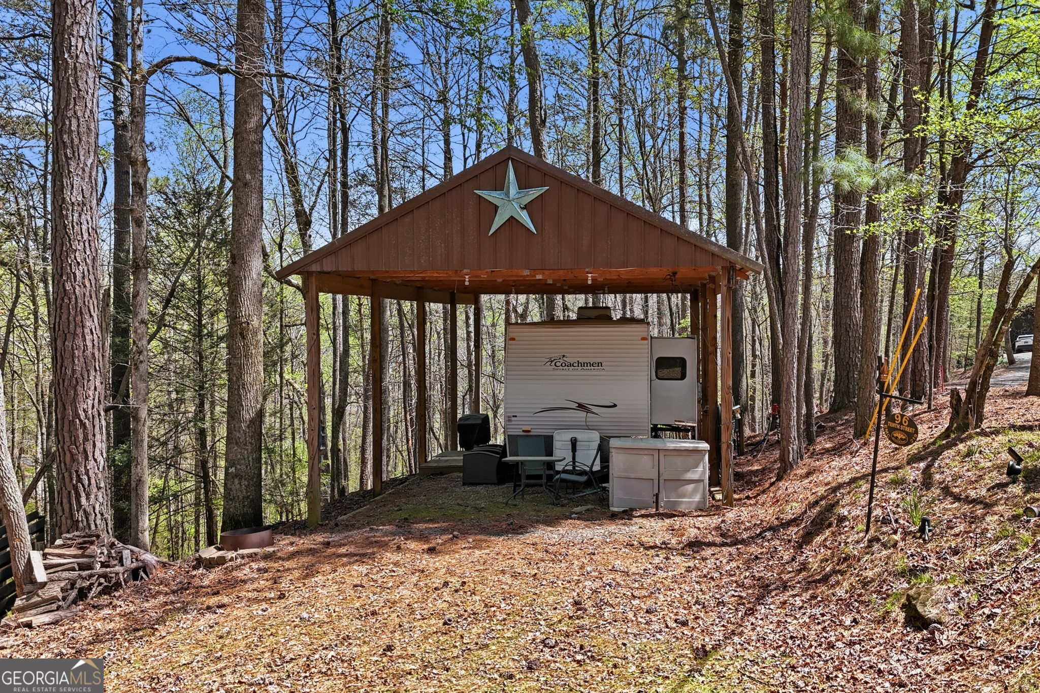 96 10th Street Ellijay GA 30540