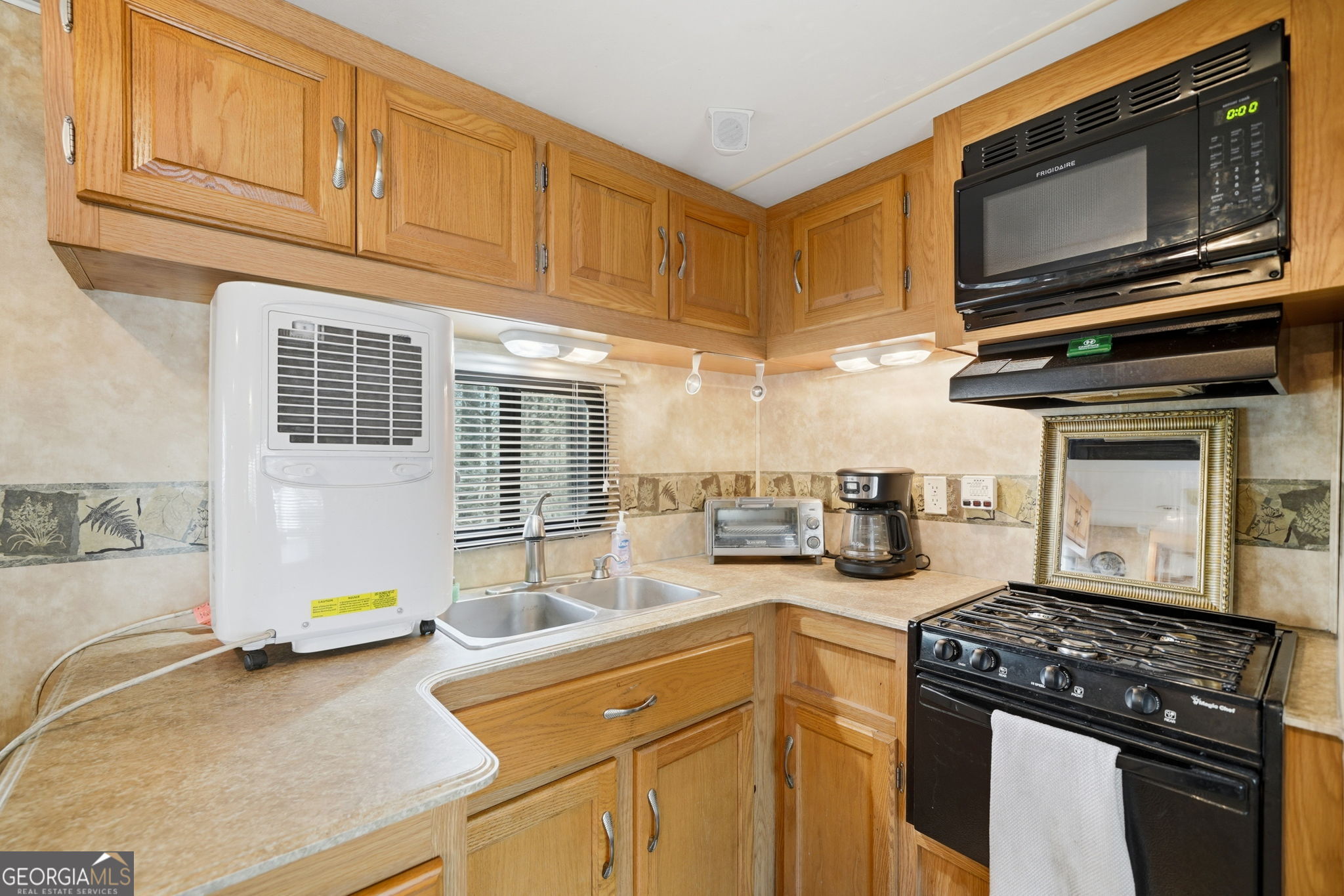 96 10th Street Ellijay GA 30540