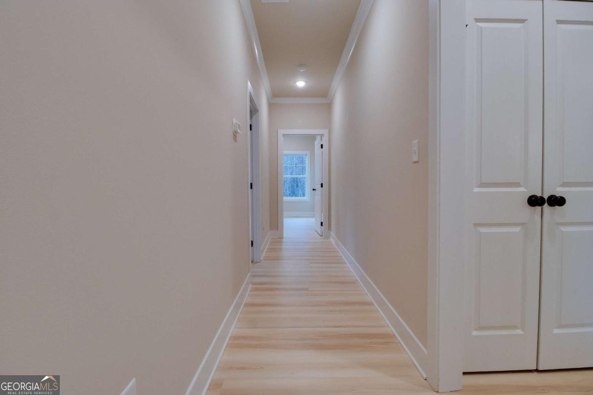 1021 Pointe S Tignall GA 30668
