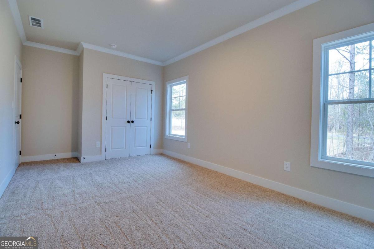 1021 Pointe S Tignall GA 30668
