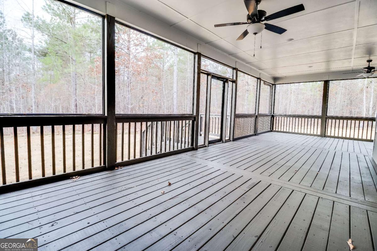1021 Pointe S Tignall GA 30668