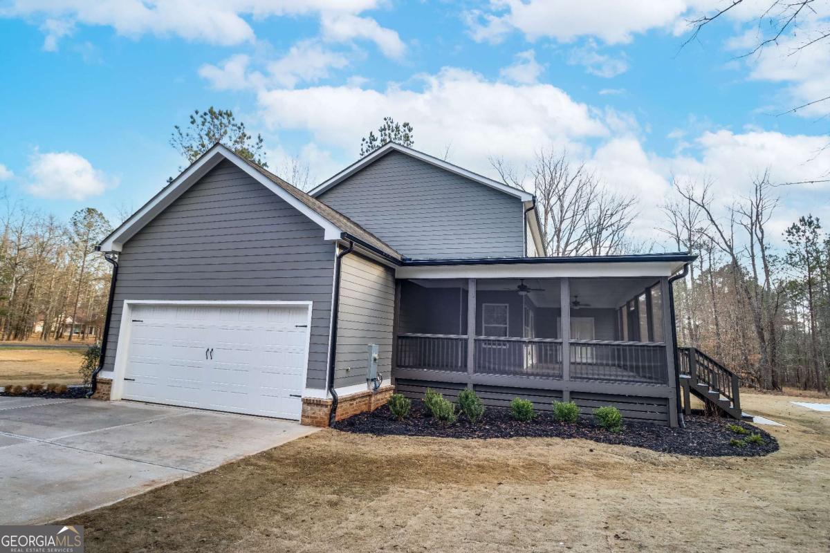 1021 Pointe S Tignall GA 30668