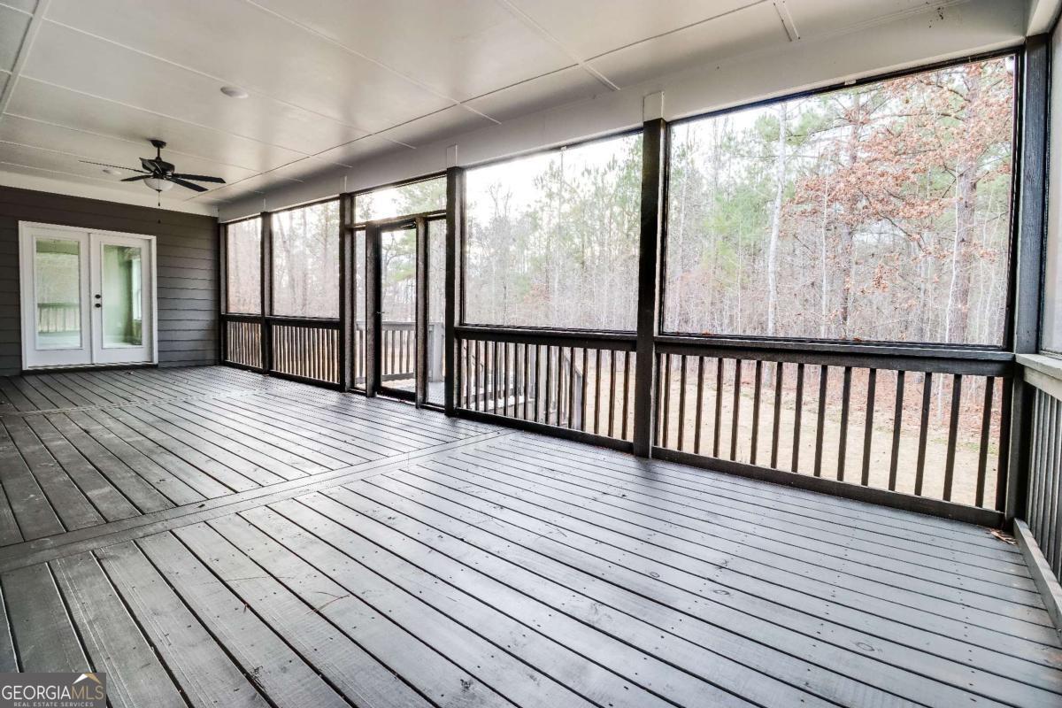 1021 Pointe S Tignall GA 30668