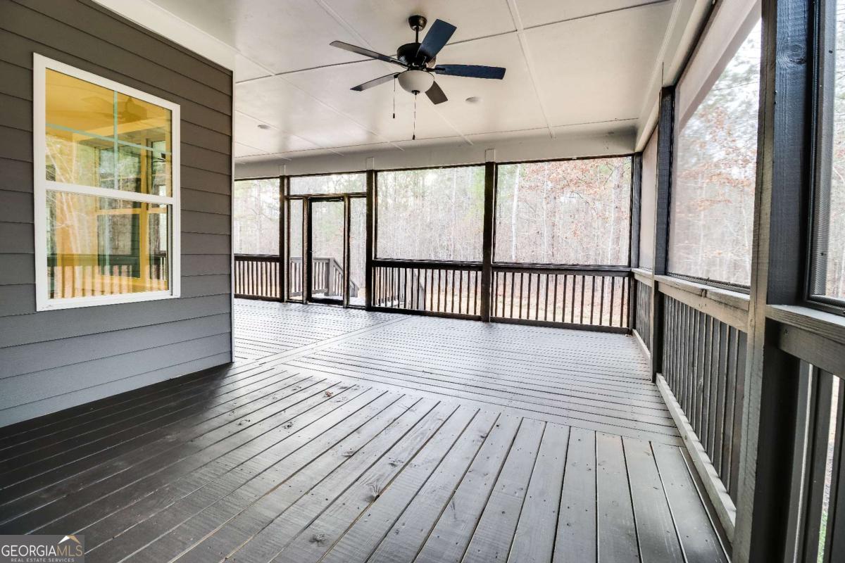 1021 Pointe S Tignall GA 30668