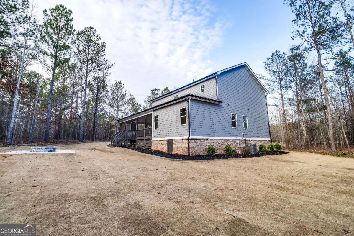 1021 Pointe S Tignall GA 30668