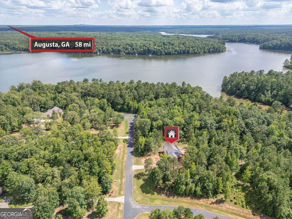 1021 Pointe S Tignall GA 30668