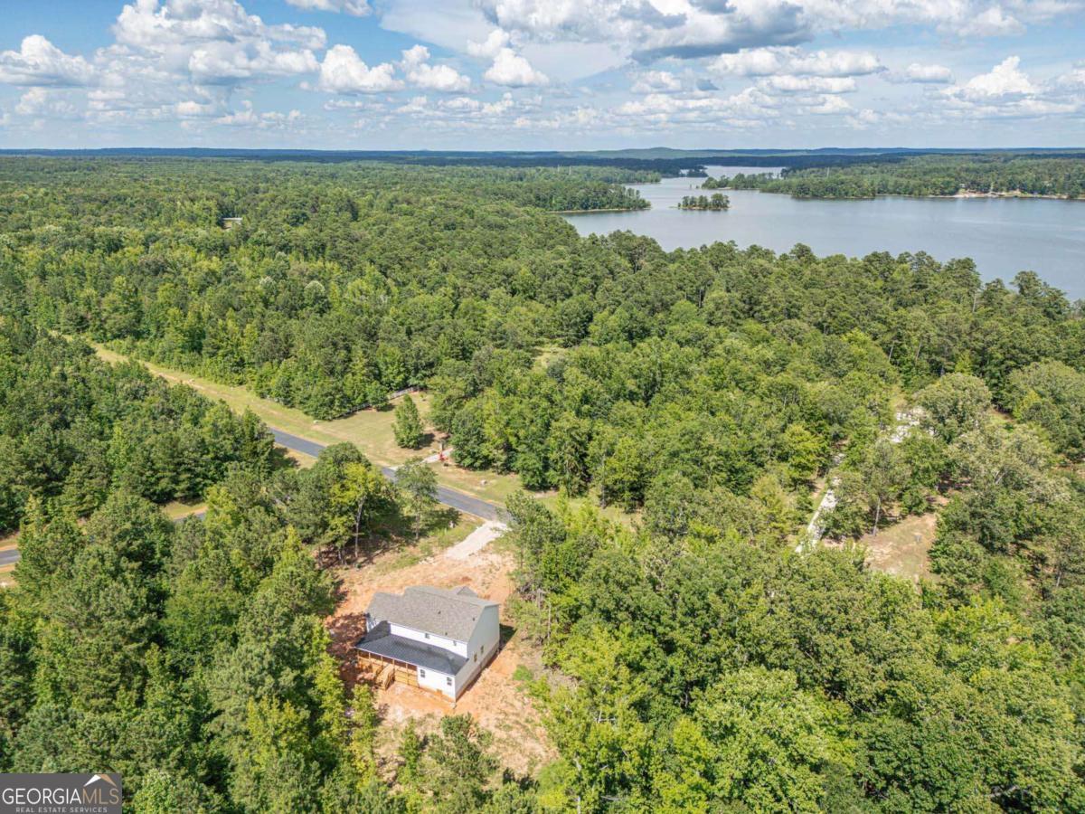 1021 Pointe S Tignall GA 30668