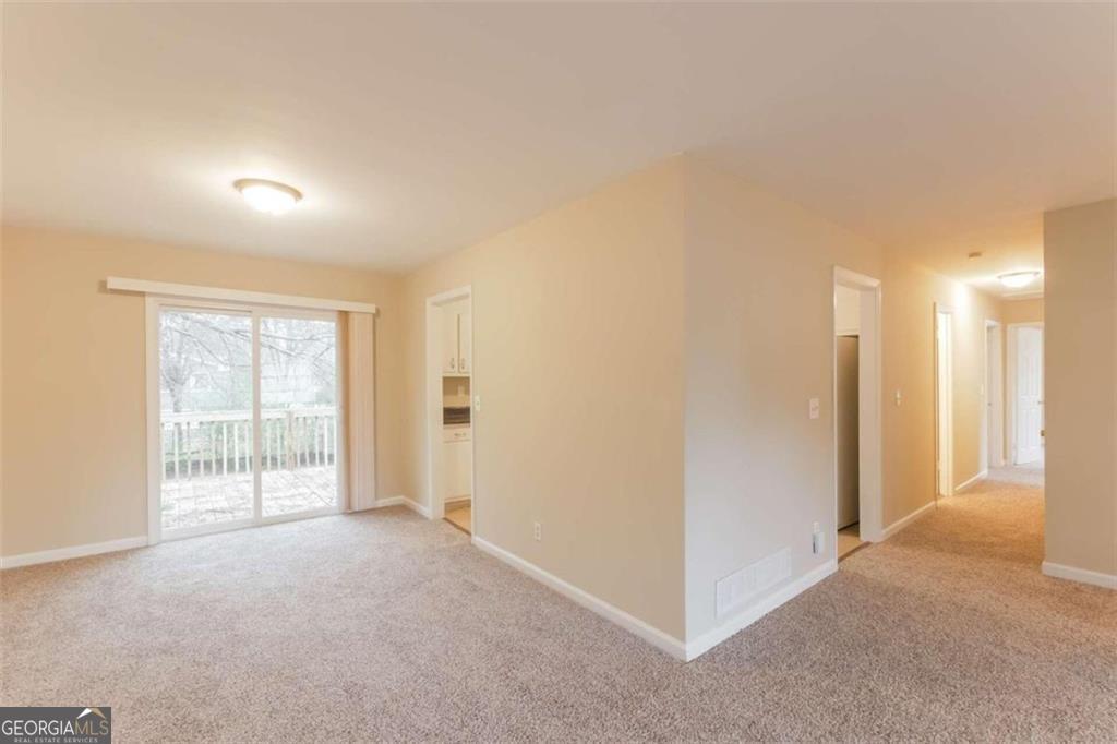 6370 Ashdale Drive Atlanta GA 30349