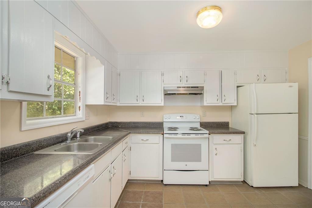 6370 Ashdale Drive Atlanta GA 30349