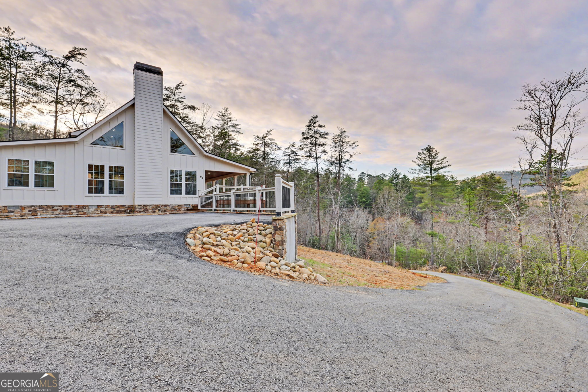 63 Redwood Lane Tiger GA 30576
