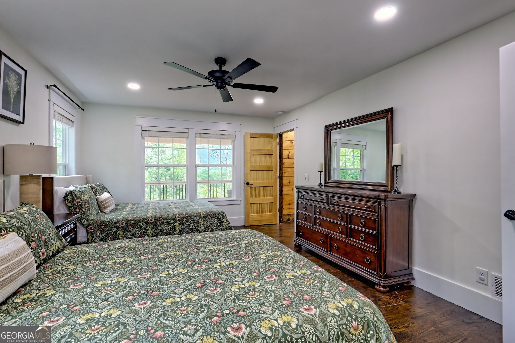 63 Redwood Lane Tiger GA 30576