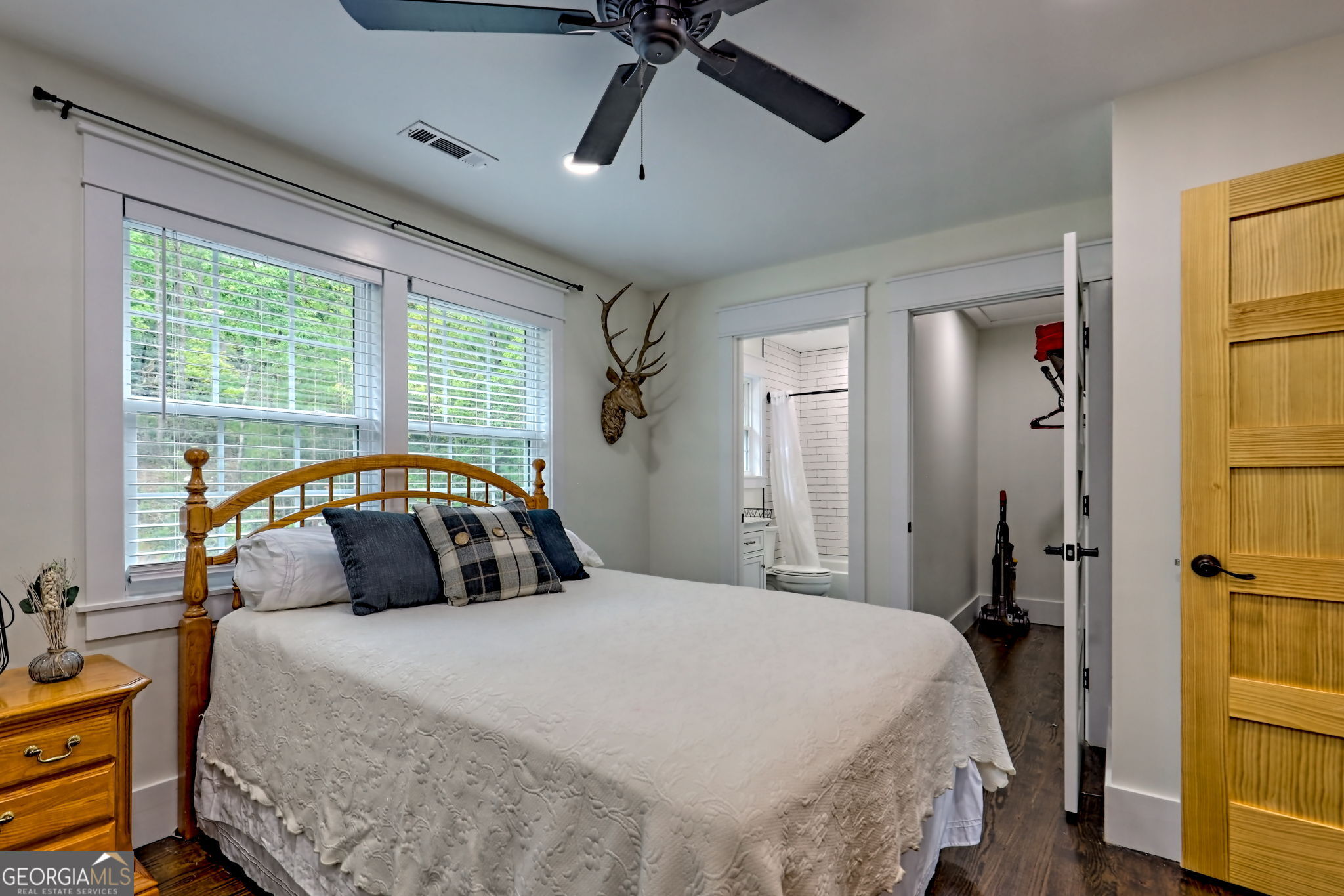 63 Redwood Lane Tiger GA 30576