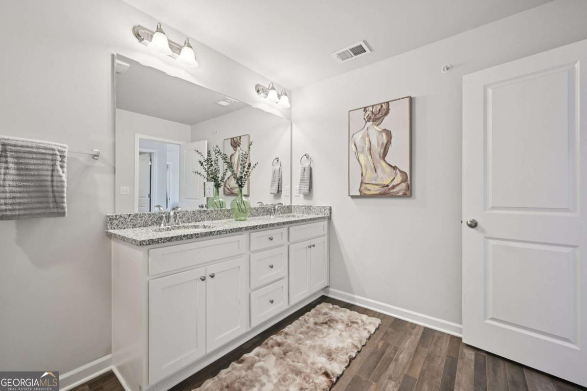 383 Lanier Circle Woodstock GA 30189