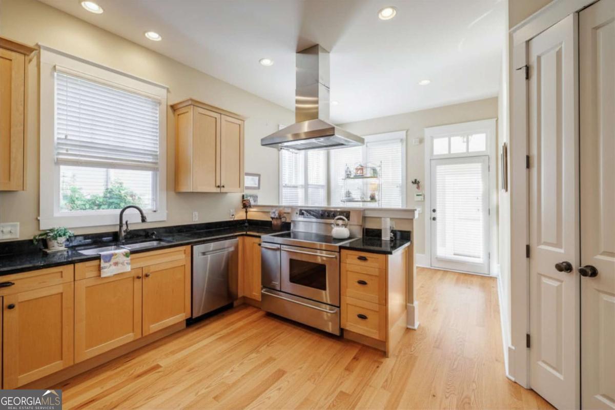3 Oak Grove Road Athens GA 30607