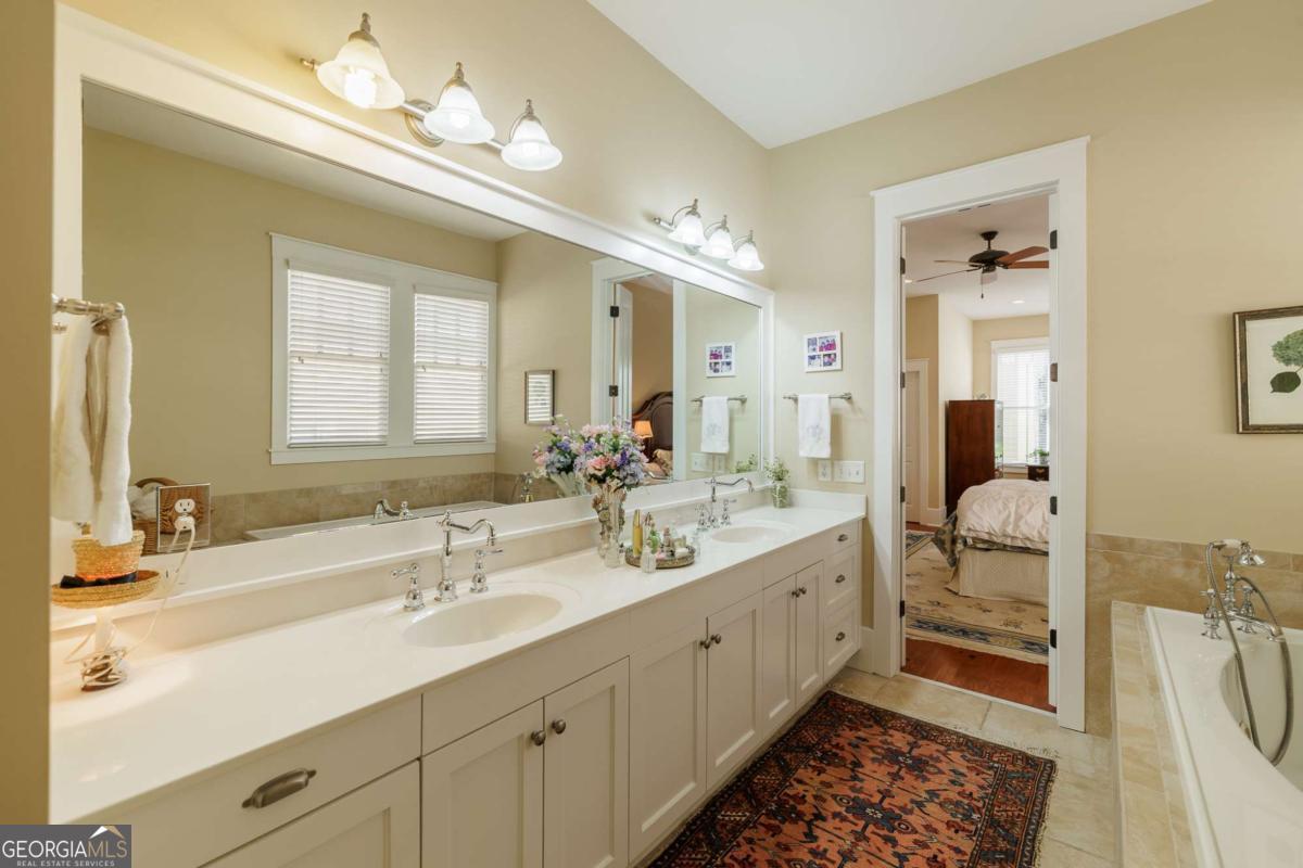 3 Oak Grove Road Athens GA 30607