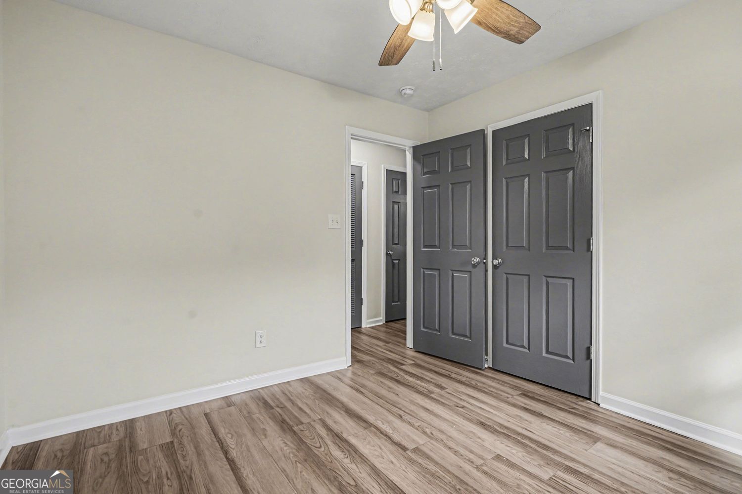 577 Simone Way Stone Mountain GA 30087
