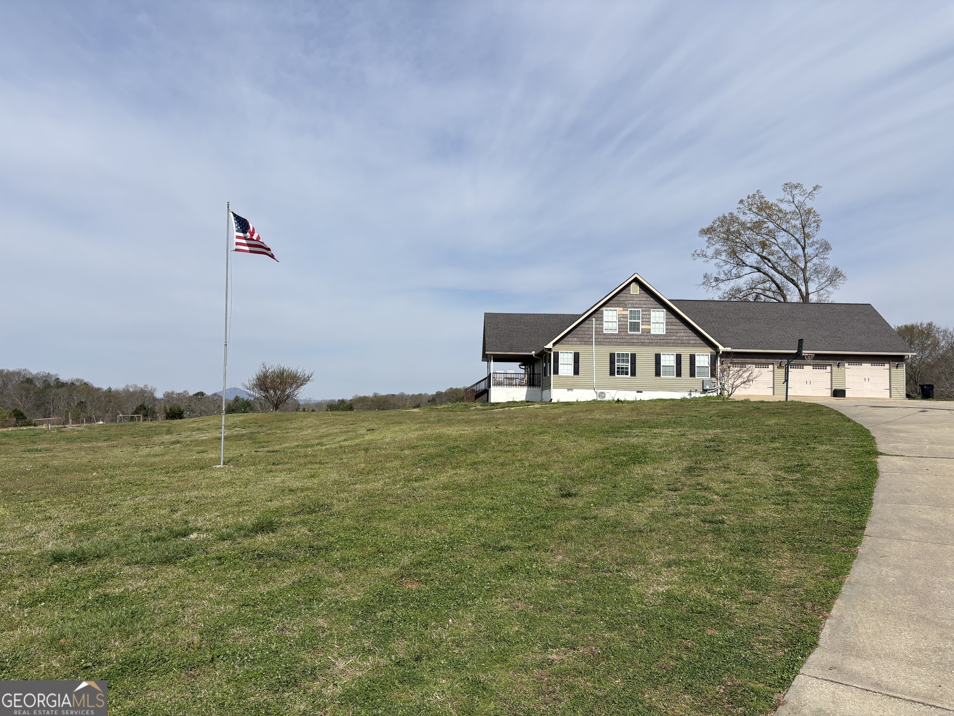 2007 N Akins Bridge Road Eastanollee GA 30538