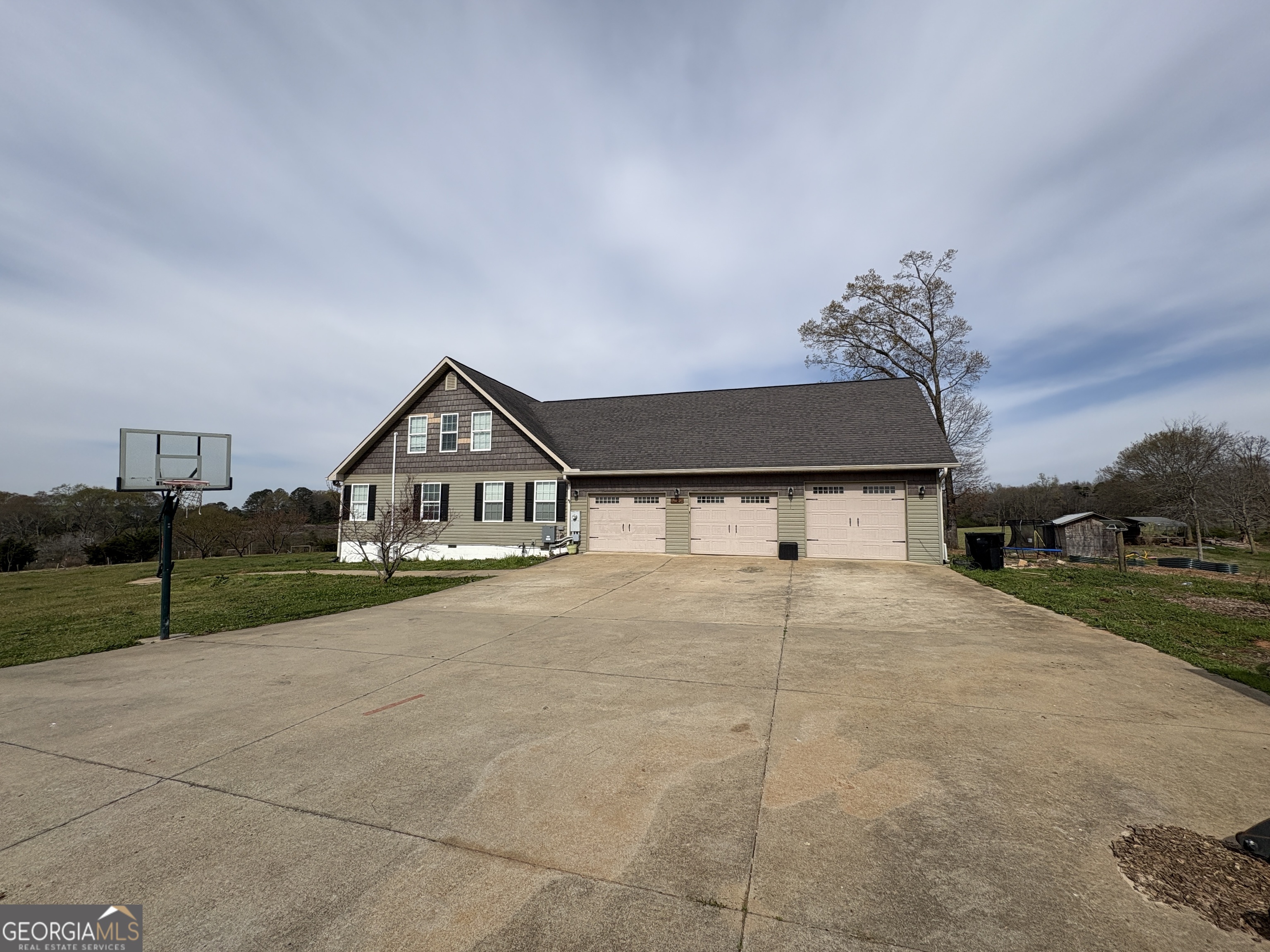 2007 N Akins Bridge Road Eastanollee GA 30538