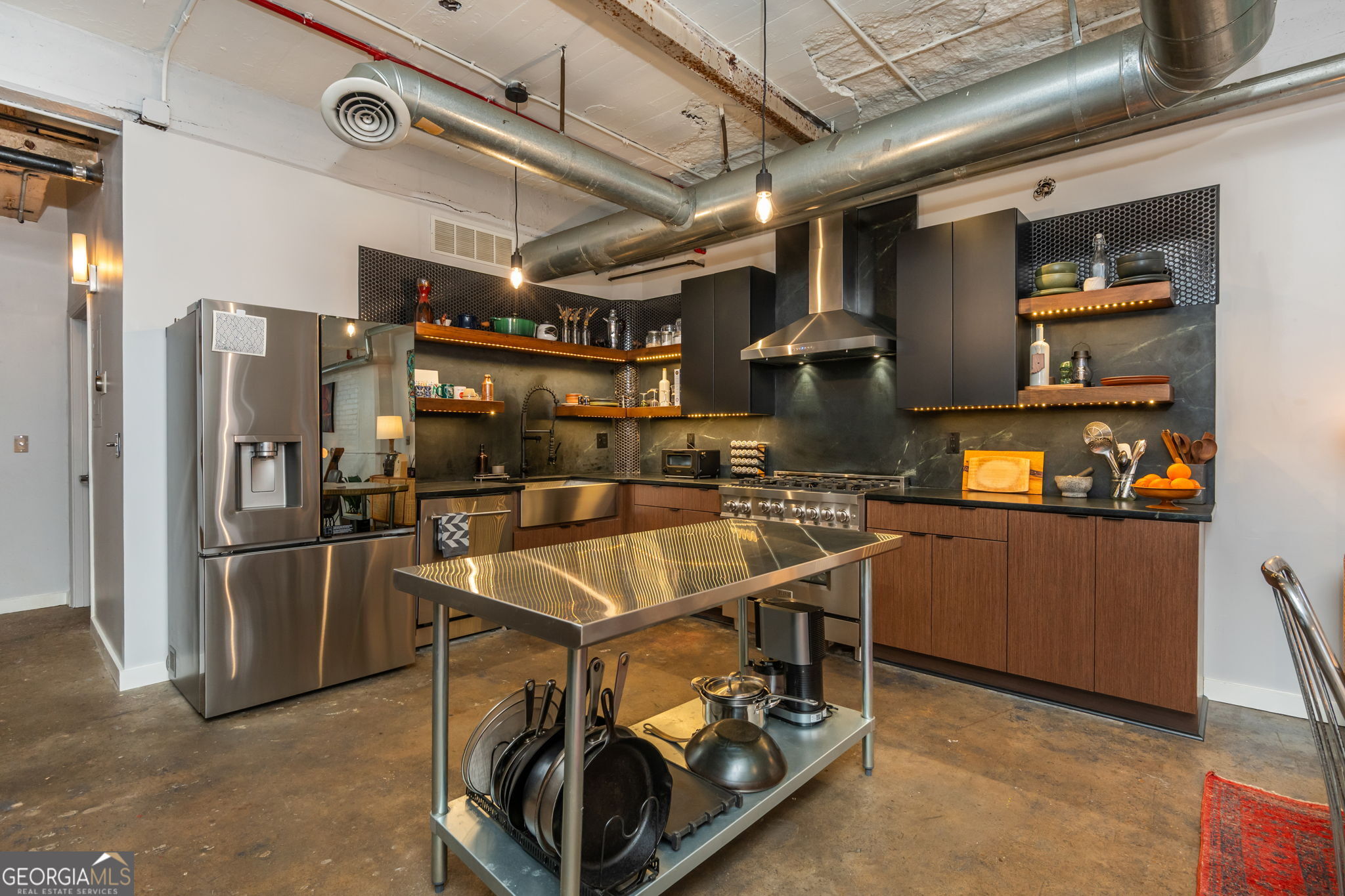 244 Peters Street Atlanta GA 30313