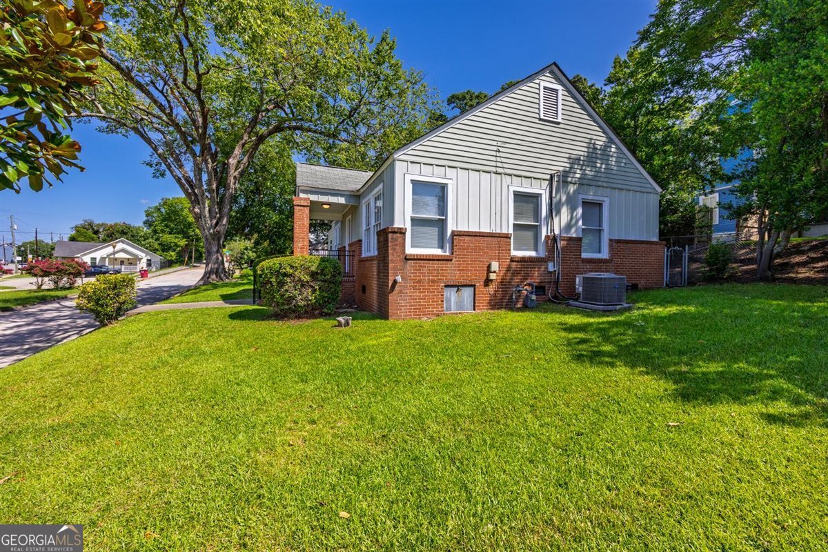 825 Maple Street Macon GA 31201
