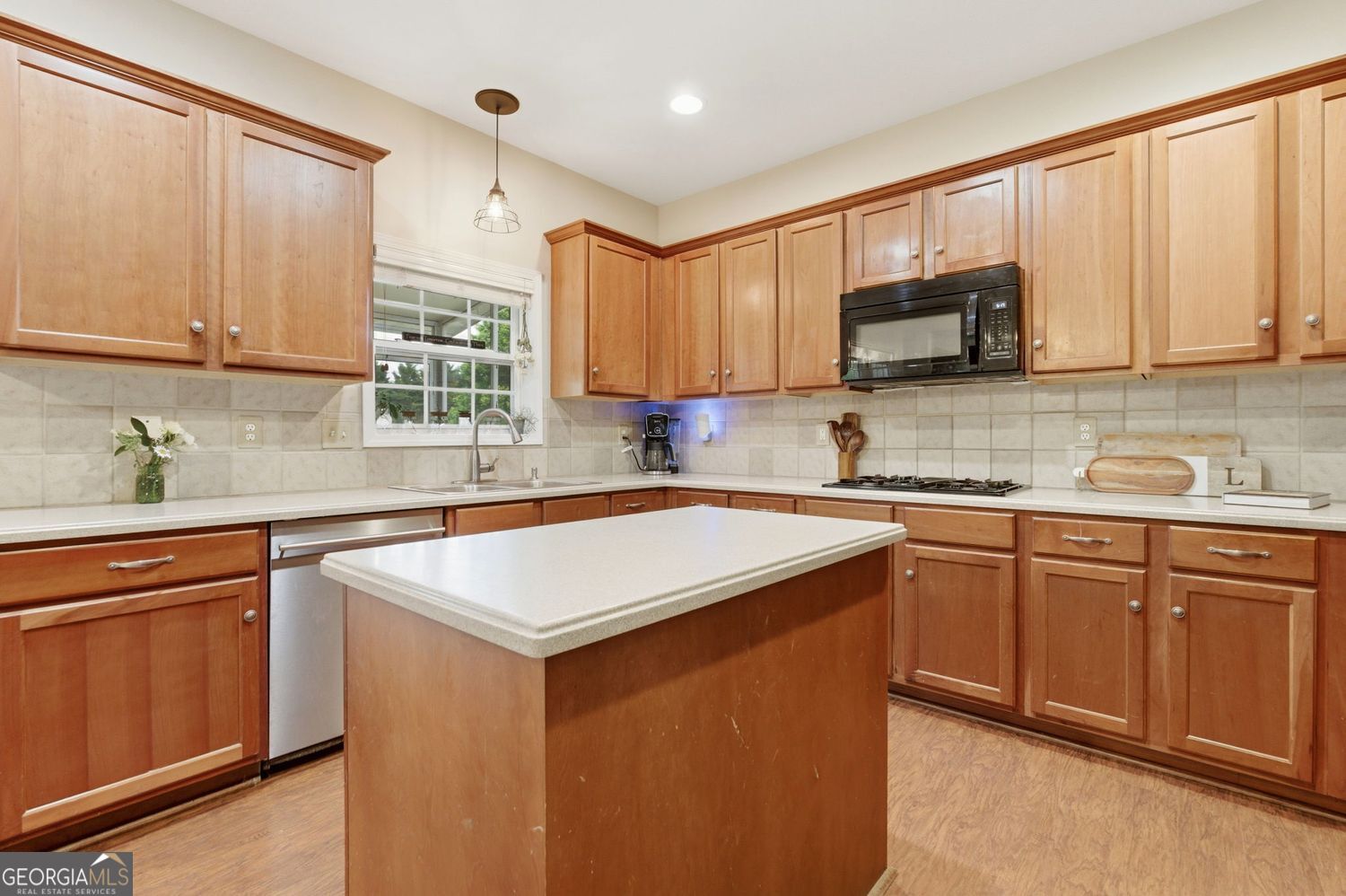 504 Crestview Court Canton GA 30115