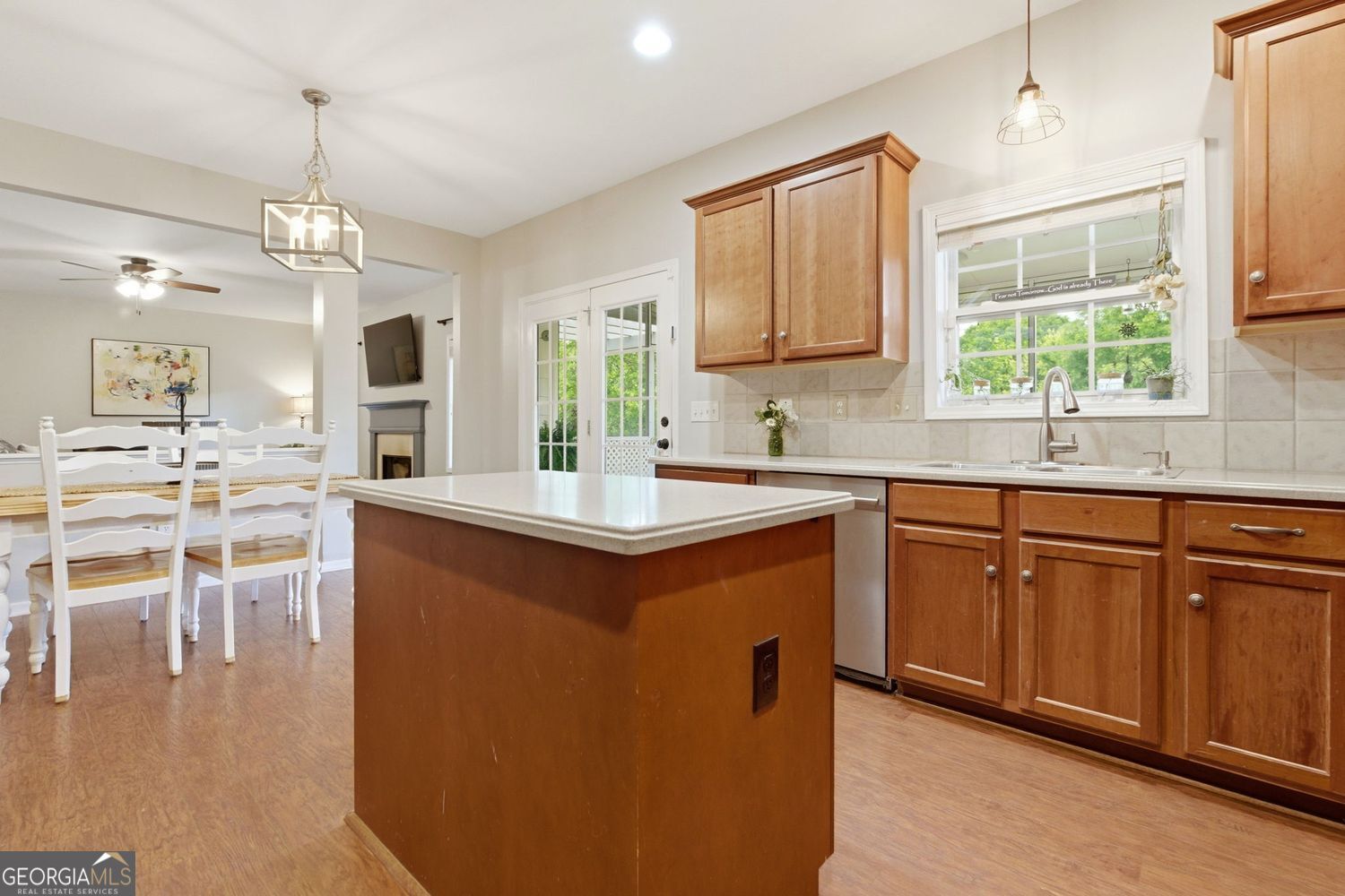 504 Crestview Court Canton GA 30115
