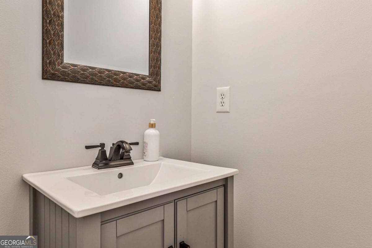 1126 Village Court SE Atlanta GA 30316