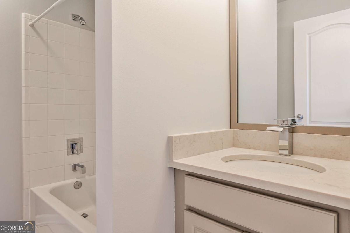 1126 Village Court SE Atlanta GA 30316