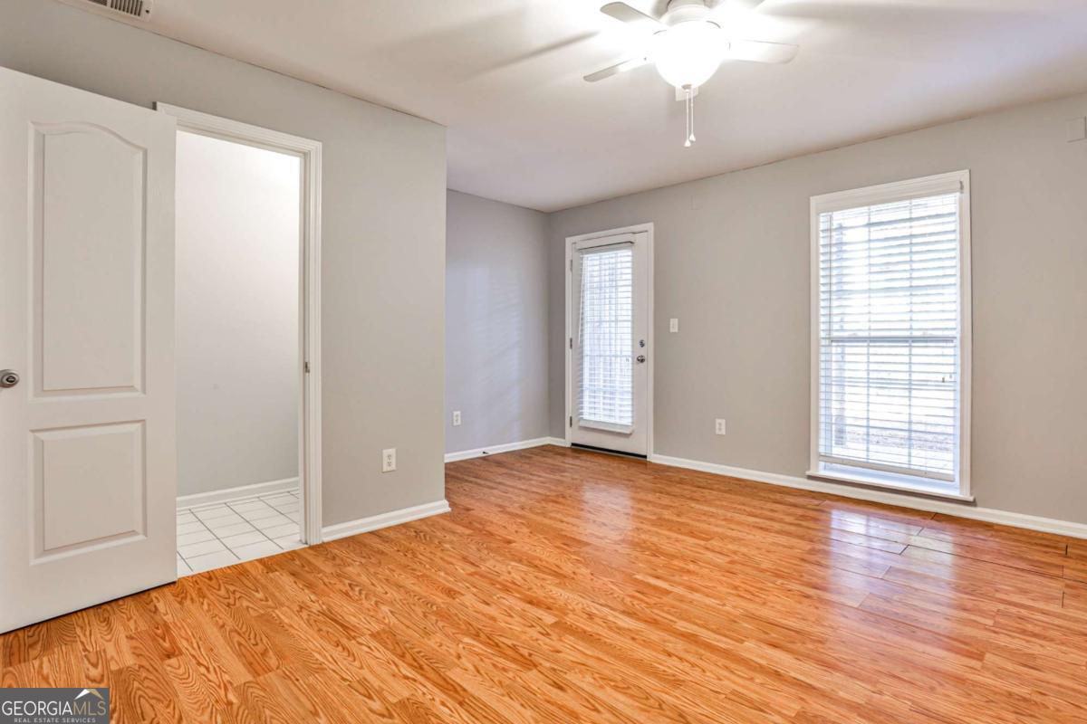 1126 Village Court SE Atlanta GA 30316
