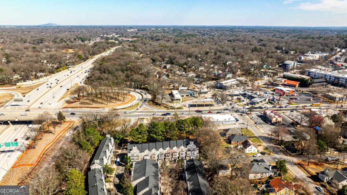 1126 Village Court SE Atlanta GA 30316