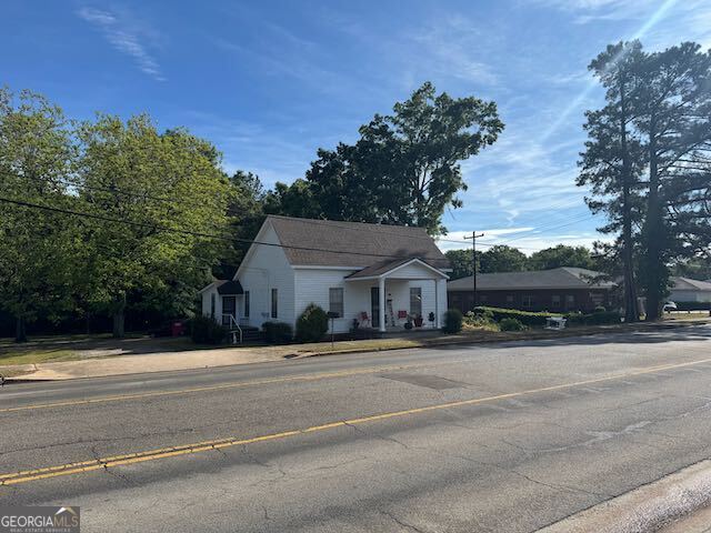 319 E Mccarty Street Sandersville GA 31082